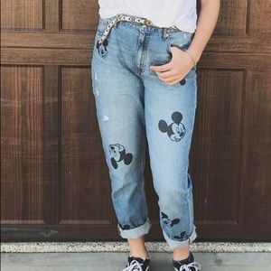 Mickey Mouse high rise jeans✨